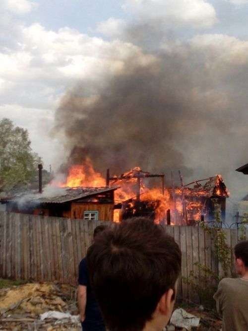 У Красноярському краї горять десятки житлових будинків (13 фото + відео)