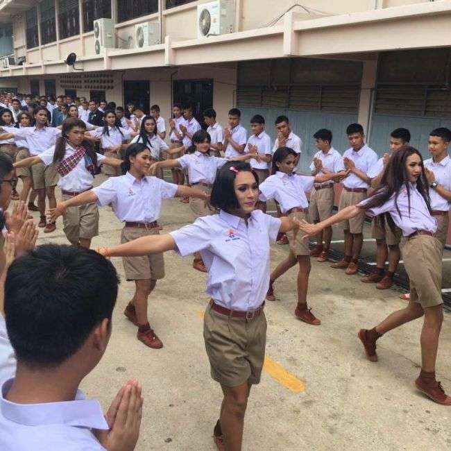Шкільне захід в тайській школі (7 фото)