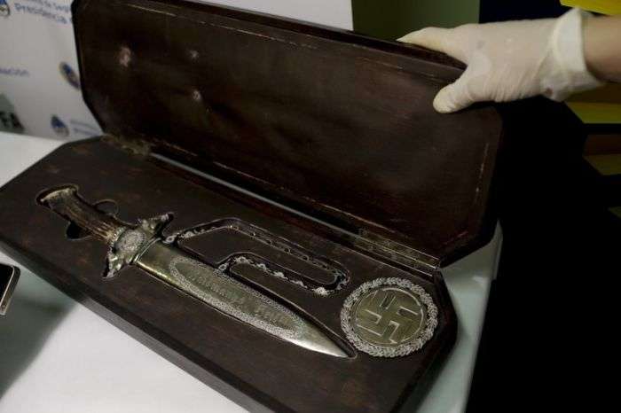 У аргентинського колекціонера виявили нацистські артефакти (6 фото)