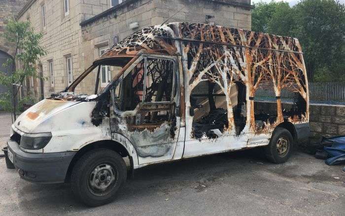 Унікальний фургон став декорацією фестивалю Kendal Calling (8 фото)