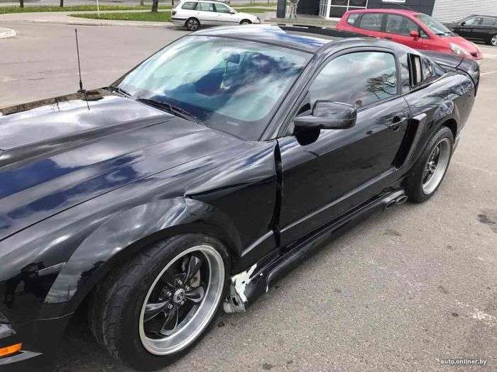 Працівник автомийки розбив Ford Mustang клієнта (6 фото + відео)