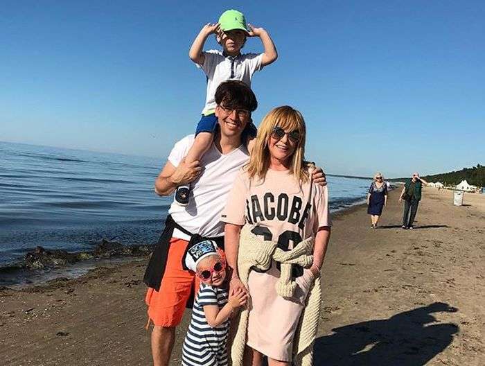 Максим Галкін опублікував пляжне фото Алли Пугачової (2 фото)