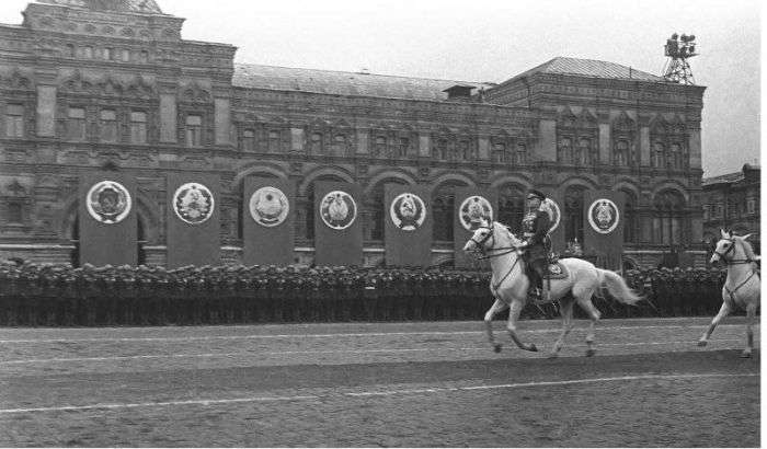 Цікаві факти про параді Перемоги 24 червня 1945 року (12 фото)