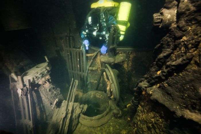 У Фінській затоці виявлена зникла безвісти радянська підводний човен Щ-406 (7 фото)