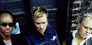 9 пісень, про які не можна говорити (9 фото)