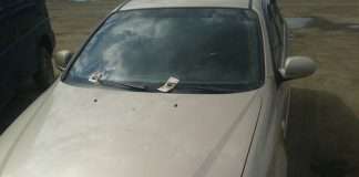 Як у водія щітки двірників «купили» (2 фото)