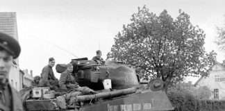 Інтервю радянського танкіста, який воював на танках союзників (22 фото)