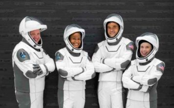 Чотири туристи і жодного астронавта: сьогодні вночі-запуск в космос першої цивільної місії spacex inspiration4