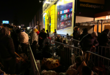 Польські геймери ночували в чергах заради вигідних цін на відеокарти