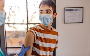 Вакцинація проти ВПЛ для хлопчиків: ключ до глобальної ліквідації раку шийки матки