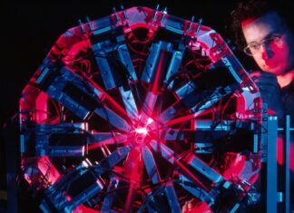 Відкриття Вуглецю-14: Розкриття Тайн минулого