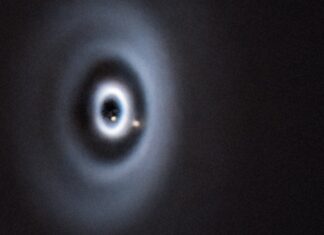 Астрономи Спостерігають Формування Сонячної Системи в Реальному Часі